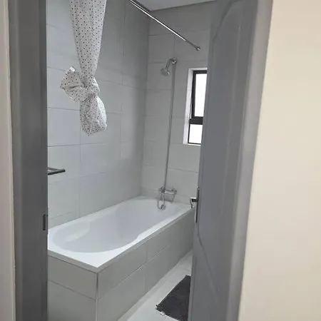 Executive 2-Bedroom Serenity Apartment In Wendywood Sandton With Its Own Entrance Johannesburg Exterior photo