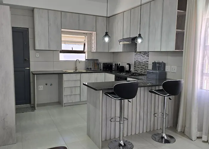 Executive 2-Bedroom Serenity Apartment In Wendywood Sandton With Its Own Entrance