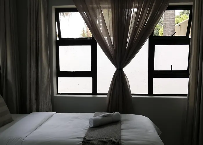 Executive 2-Bedroom Serenity Apartment In Wendywood Sandton With Its Own Entrance